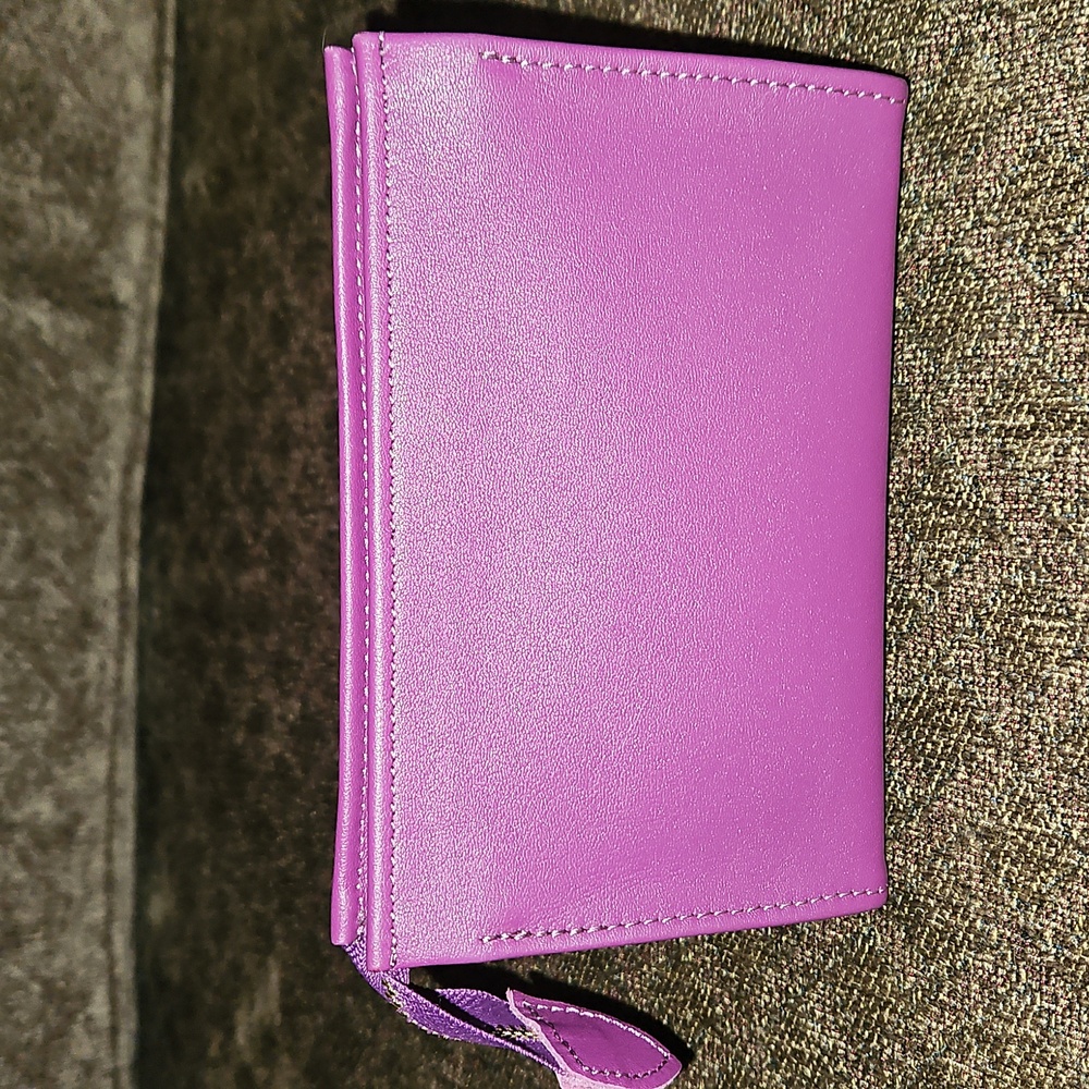 DUYP - Melodie Cecile Leather Toiletry 15